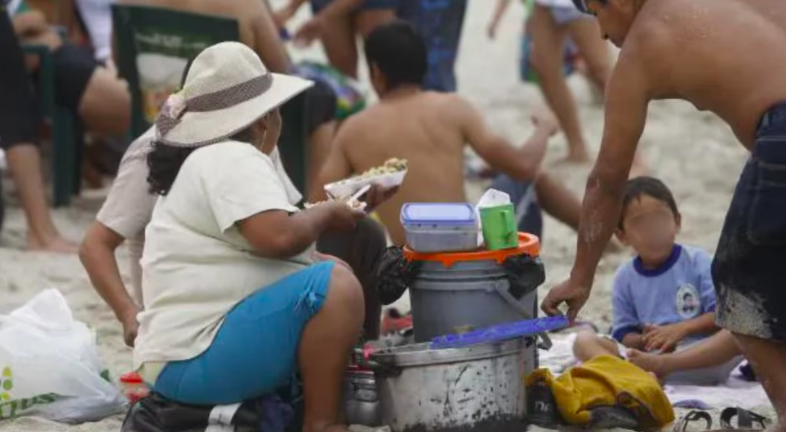 Antivirus municipal contra la suciedad cultural.